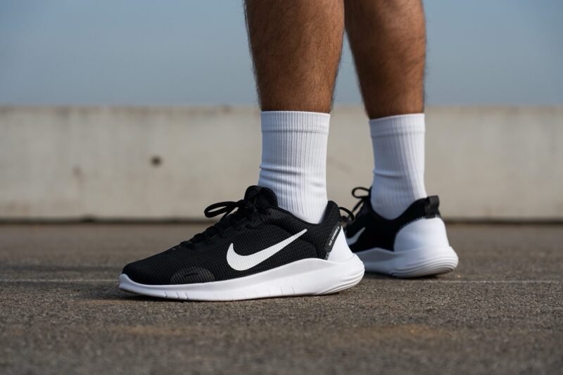 Nike Flex Experience RN 12 - Image 6