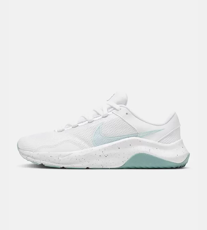 Nike Legend Essential 3