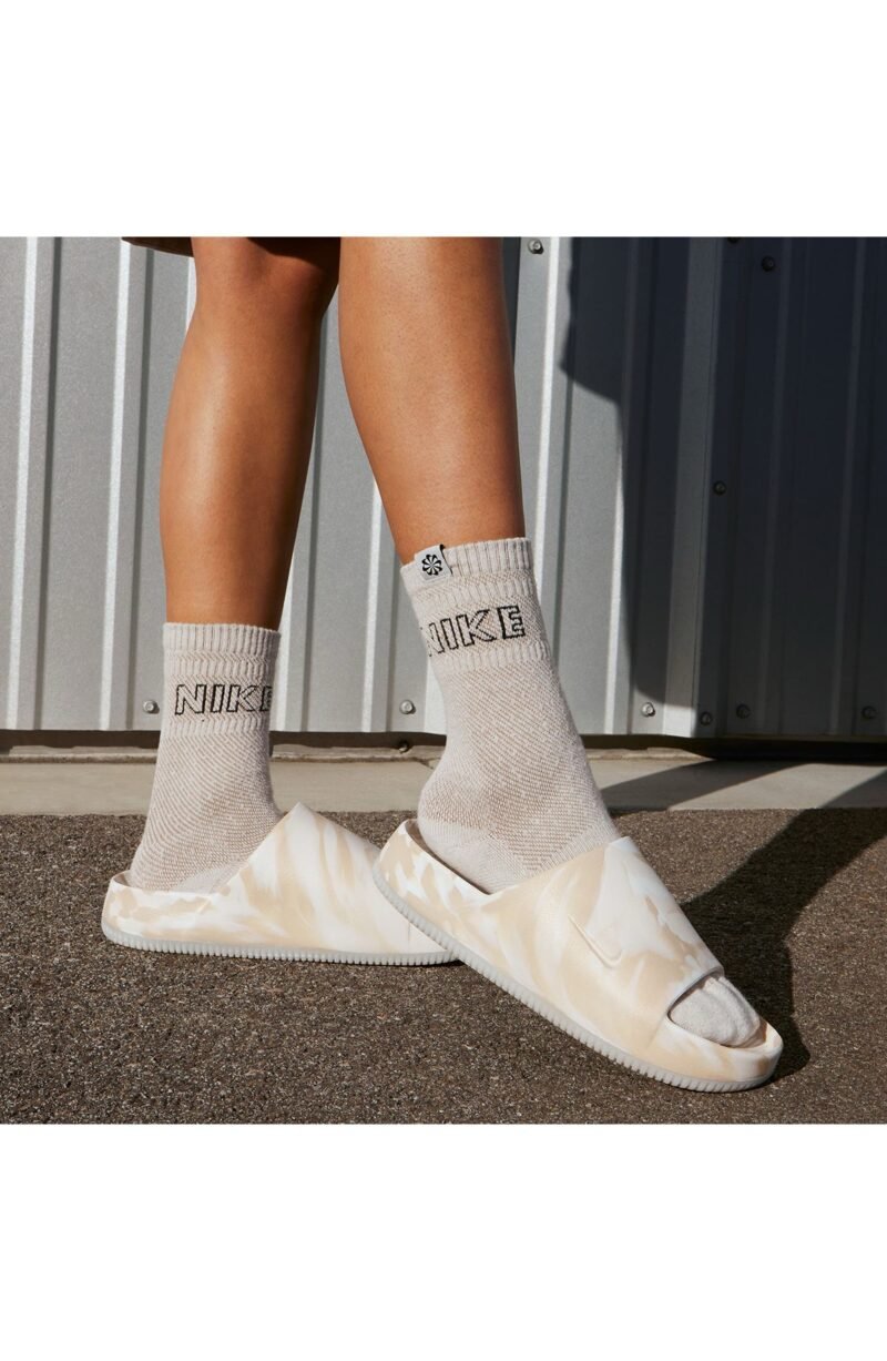 Nike Calm SE - Image 4
